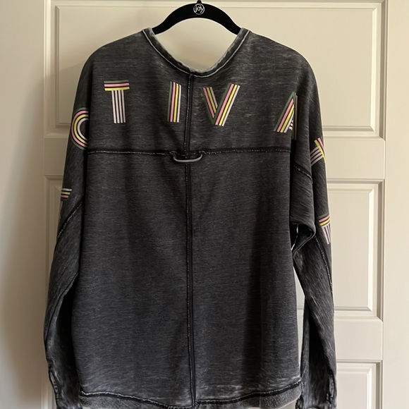 Free People Movement lightweight fleece top - Picture 2 of 7